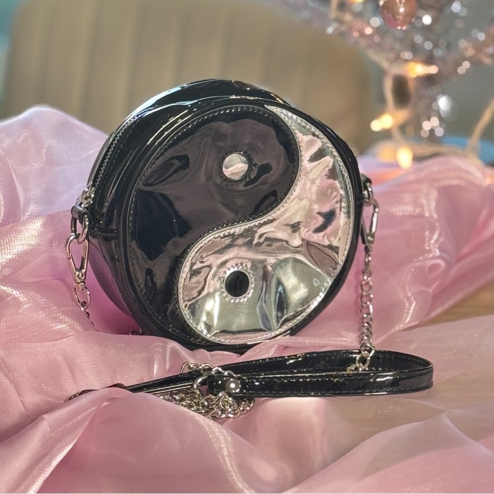 Dolls Kill / Current Mood / Black and White Ying Yang Crossbody Bag - Picture 3 of 10